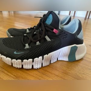 Women’s used Nike Metcon 4 , Woman’s 8